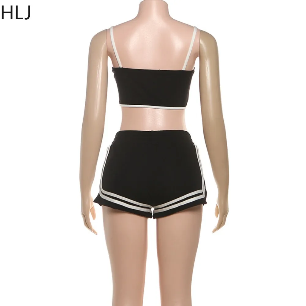 HLJ Mode Sportieve 3-delige set voor damesoutfits Effen kleur Streep Patchwork Crop-jack + hemdje + shorts Vrouwelijke streetwear