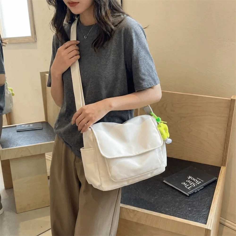 Fashion Candy Color Nylon Crossbody Bag Flower Pendant Lightweight Flap Shoulder Bag Durable Large Capacity Handbag Commute