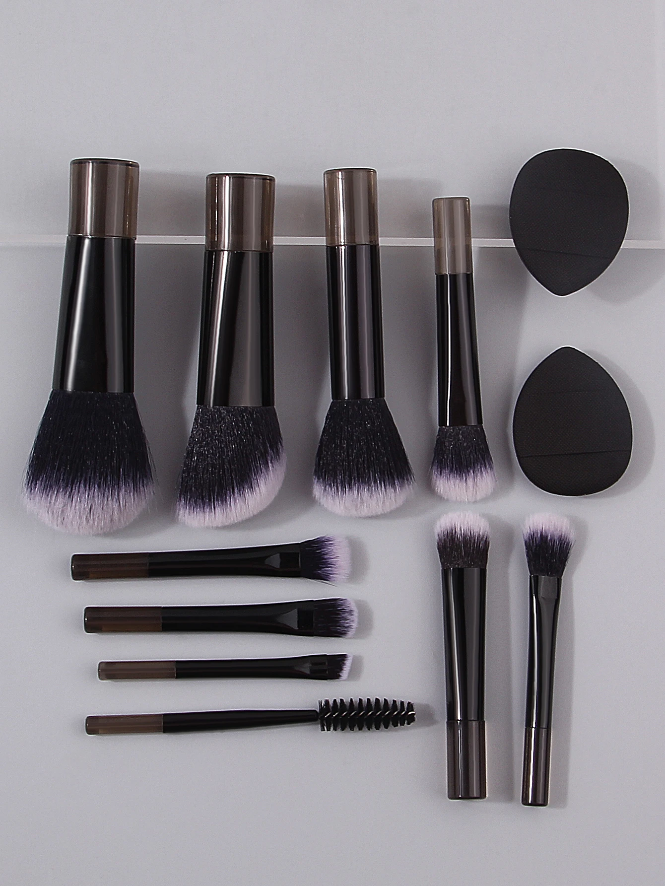 12 mini make-upborstels set + 2 spons poederdons zachte haren draagbare gezichtsmake-upset voor beginners borstel schoonheidsgereedschap