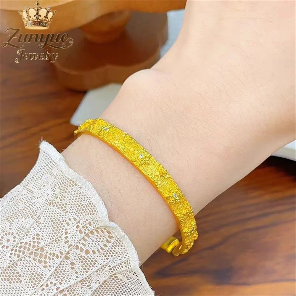 High-End Sand Gold Embossed Flower Bracelet Luxury Quality Jewelry Best Selling Fashion Jewelry Exquisite Charms Elegant Popular