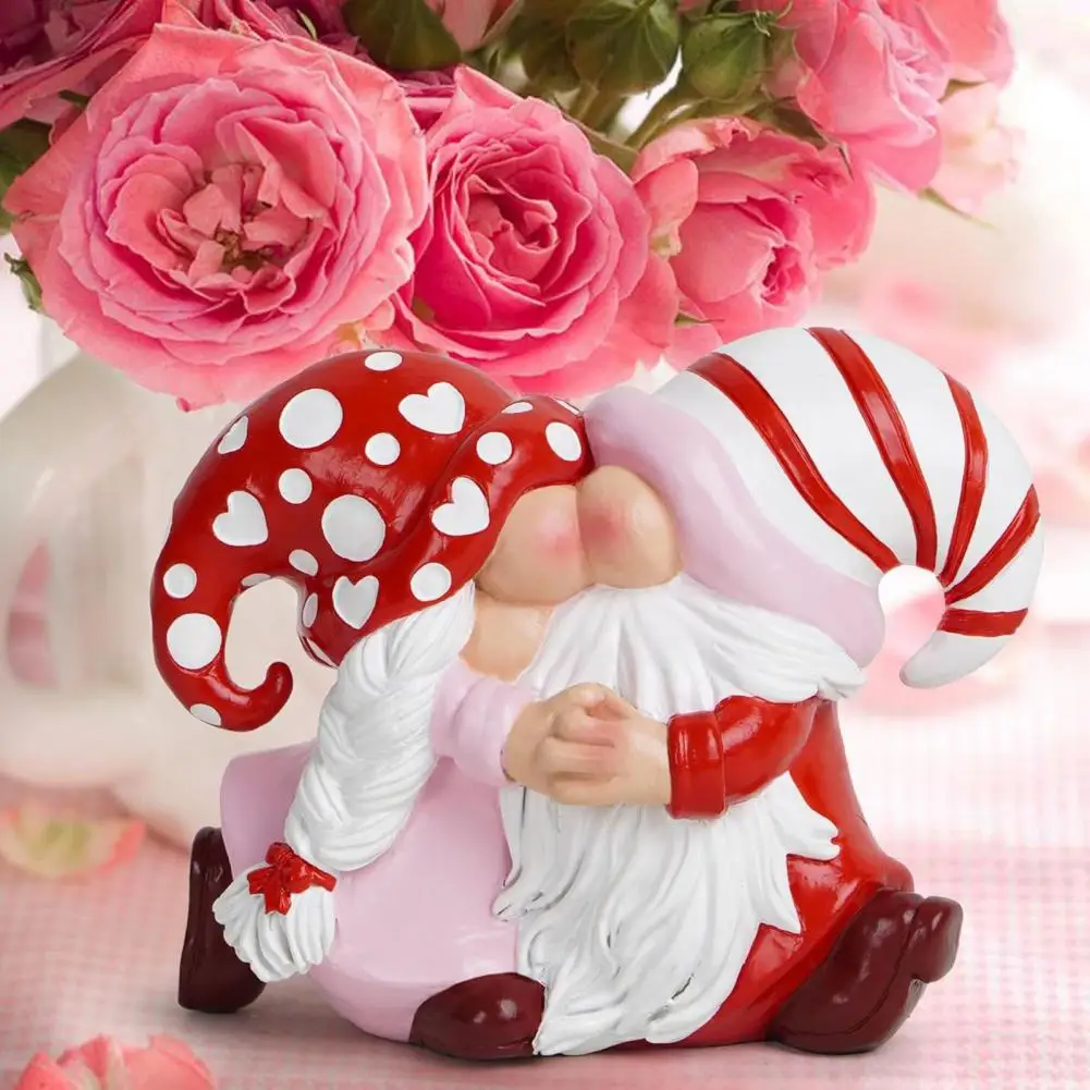 1 Pc Resin Gnome Couple Statue Sweet Love Valentine Day Gnome Decor Romantic Handmade Kissing Gnomes Figurines for Girlfriend