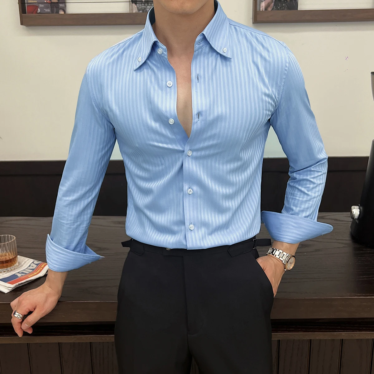 New Dark Striped Pointed Collar Shirt 2025 Men's Long Sleeved High-end Business Slim Fit Casual Versatile Men's Tailcoat Shirts