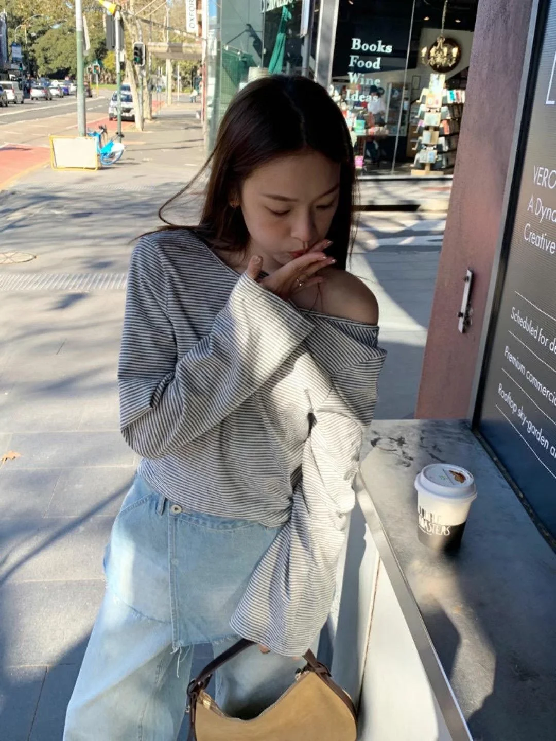 

Aidi Home Early Spring New Sle Casual Ba Hollow Long Sve T-irt Women Lazy Stripe Top round Ne Cotton Polyester Blend