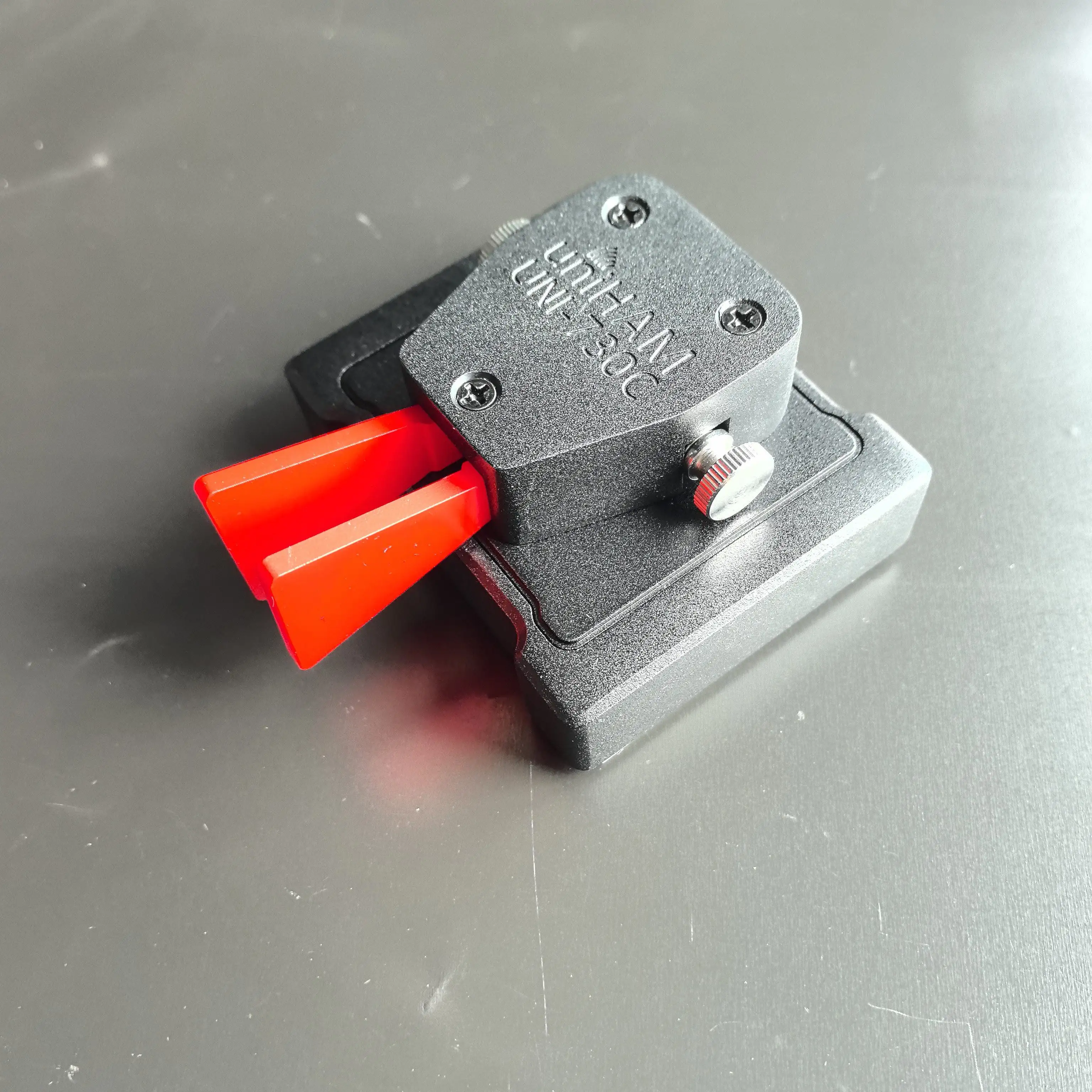 

Автоматический ключ-модулятор UNI-730C для CW-модемирования (Морзе) для любительских радиостанций KX3, YAESU FT-817, 818, 818D, ICOM-705, Xiegu G90, G106C