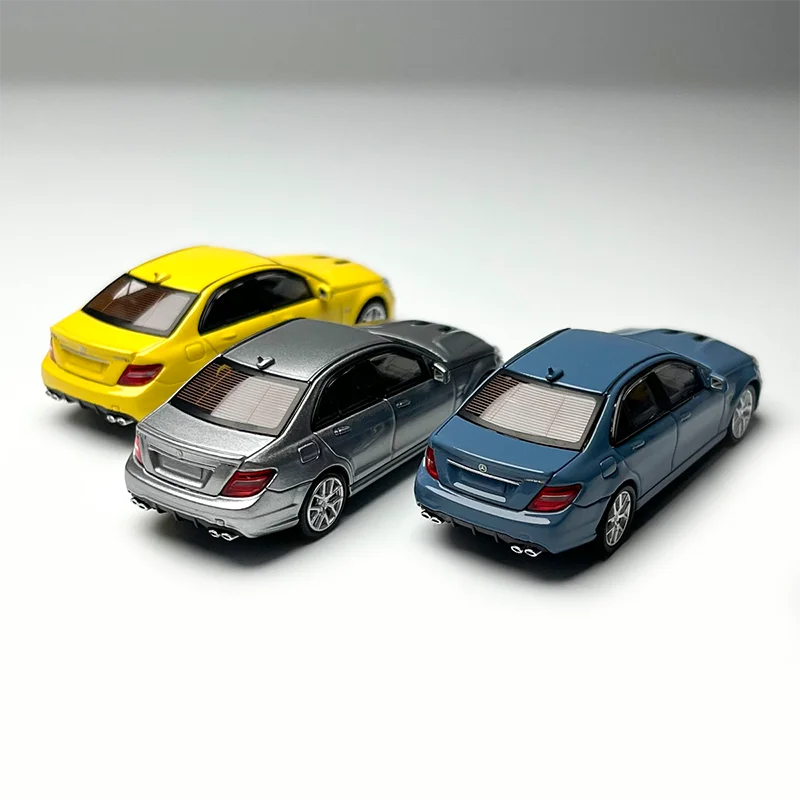 

KING МОДЕЛЬ масштаб 1:64 C63 W204 сплав металла модель автомобиля статическая коллекция украшенные праздничные подарки игрушки сувенир Gif