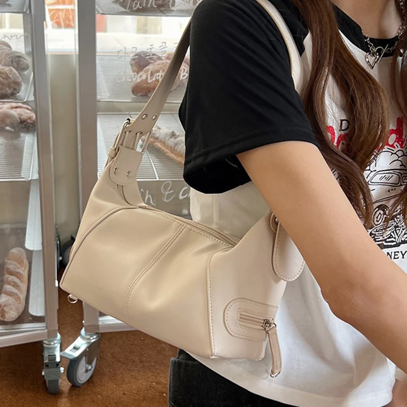 Thumbnail 4 - #17 Highest Rated Classic Baguette Handbags to Buy in 2026
