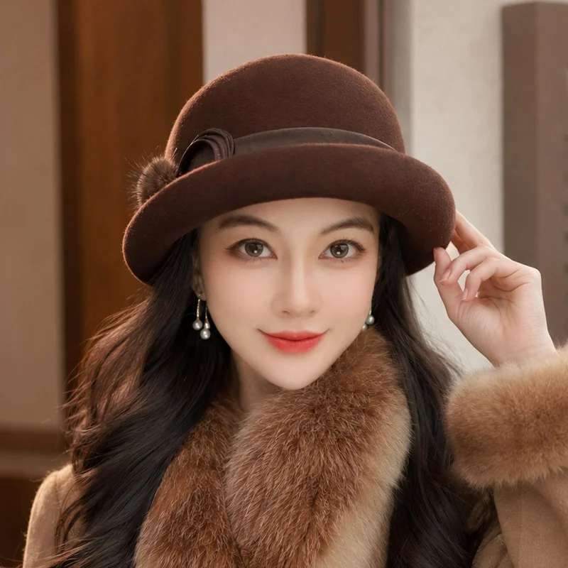 elegante-gorro-de-lana-y-seda-para-mujer-ideal-para-el-otono-e-invierno-con-un-diseno-moderno-y-adornos-de-borlas-grueso-calido-y-de-forma-redonda-que-no-se-dobla