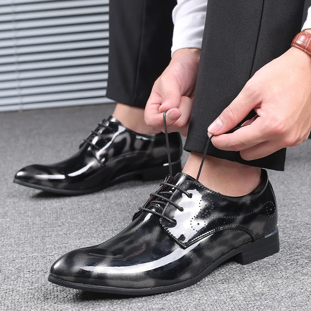 Men Fashion Red Sole Dance Club Derby Shoes For Man Business Dress Lace-Up Printed Patent Leather Men\'s Wedding Party Shoe