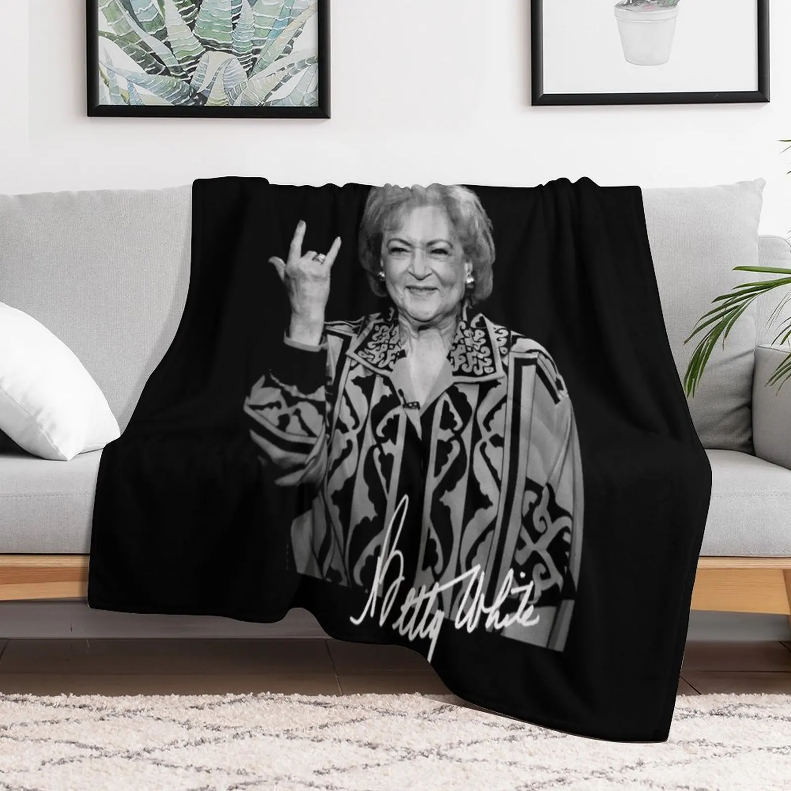 betty white betty Essential Throw Blanket Luxury St wednesday Moving Cute Plaid Blankets