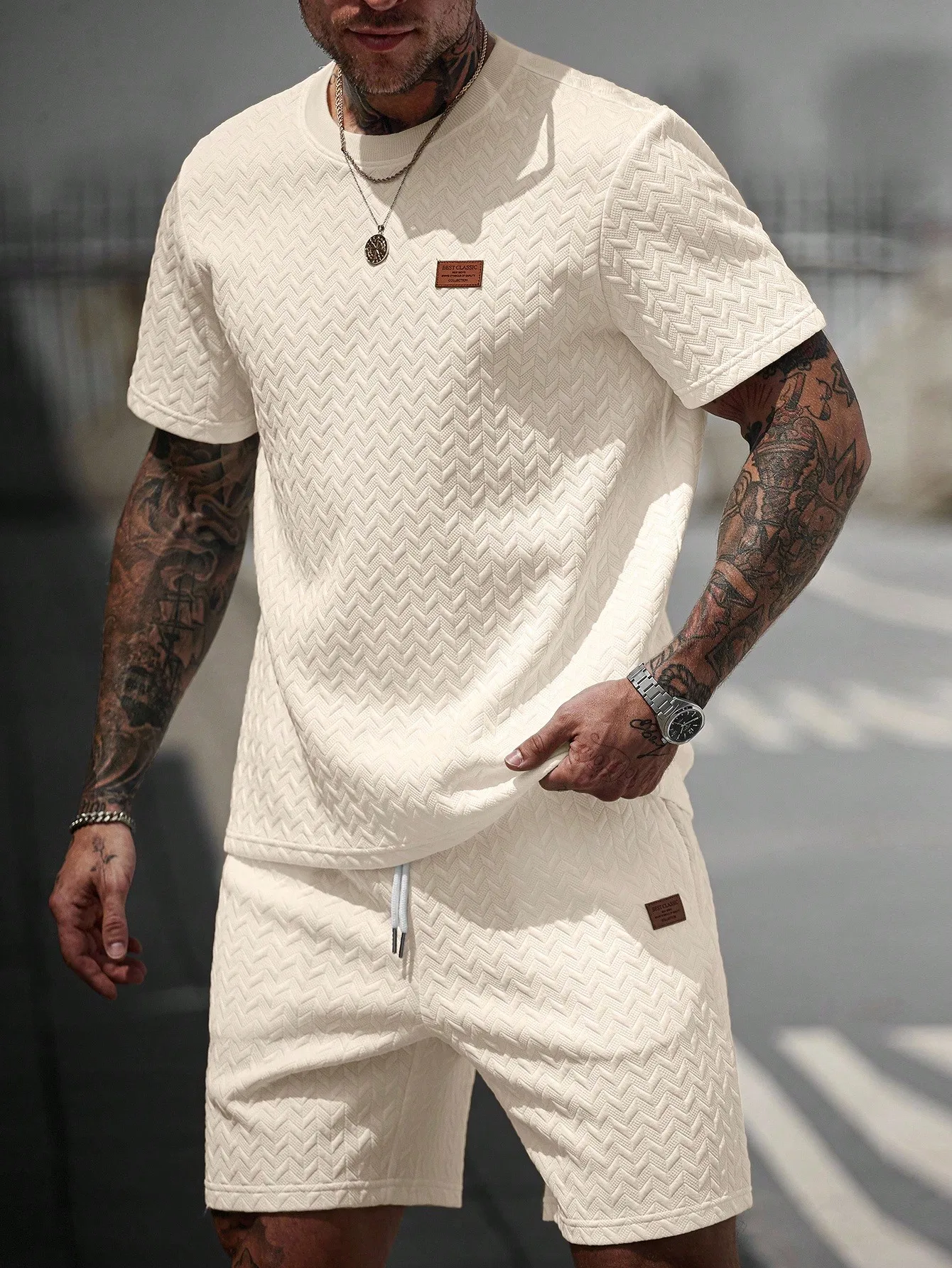 

Men's Cream Textured Chevron Pattern Short Sleeve T-Shirt and Drawstring Shorts Set