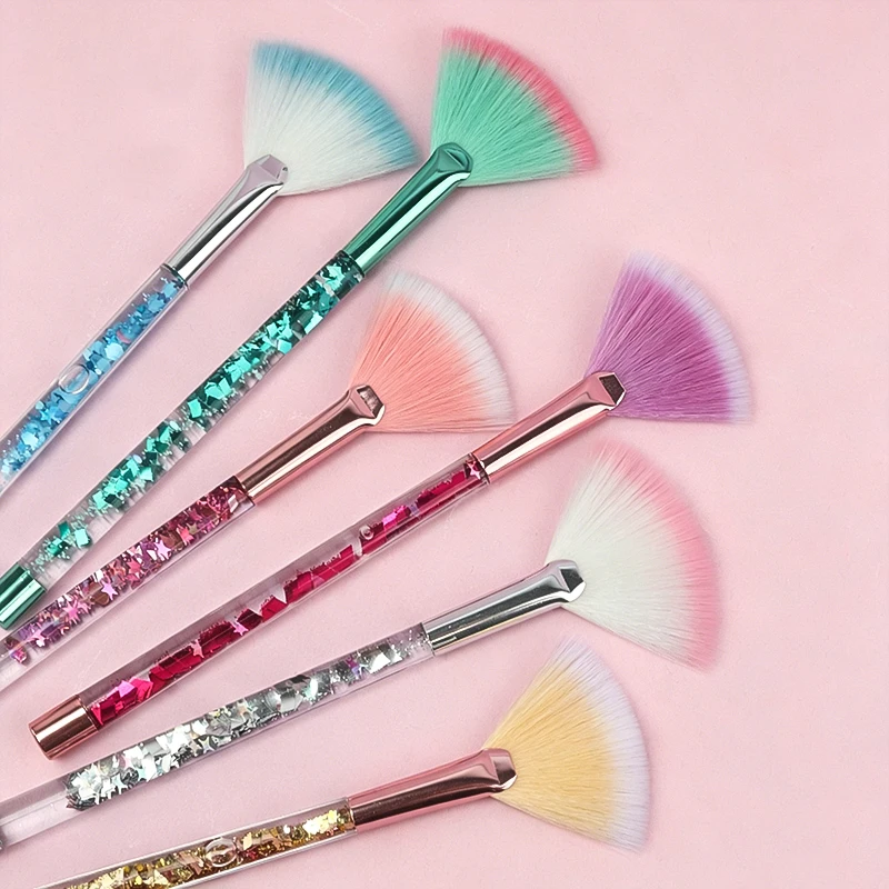 Quicksand Sequin Handle Fan Makeup Brush Soft Synthetic Bristles Highlighter Blush Brush Cosmetic Face Beauty Tool