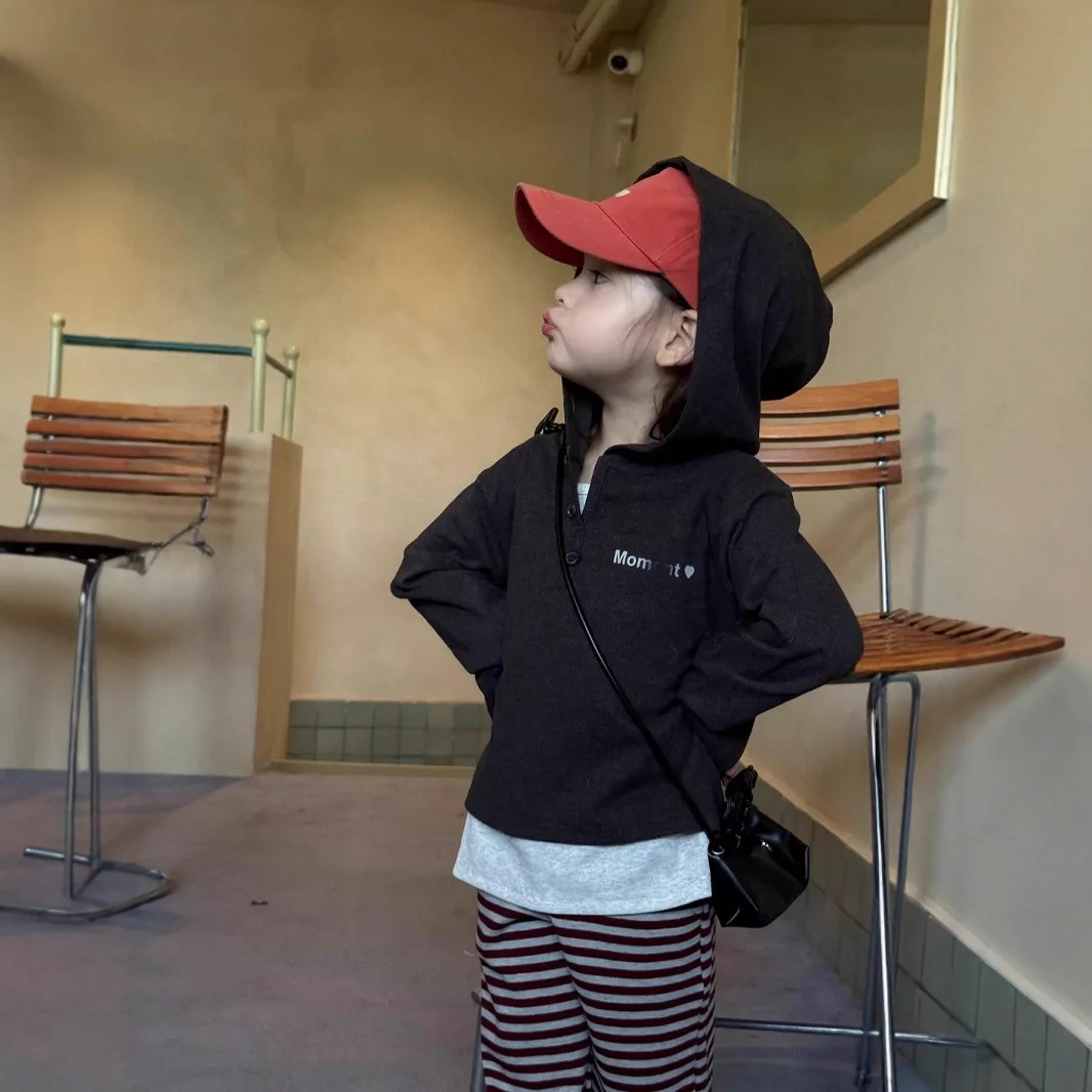 

Children's Suit 25 Autumn New Girls Cute Letter Hooded Sweater Jacket Girl Baby Versatile Striped Pants