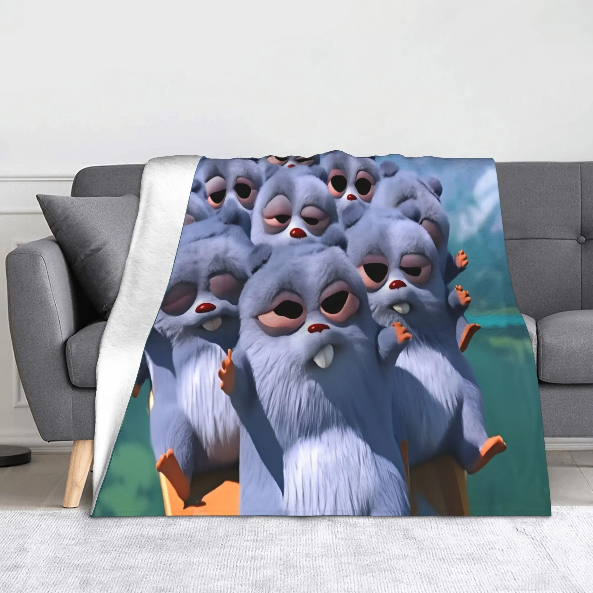 Grizzy Blankets Fla… - image