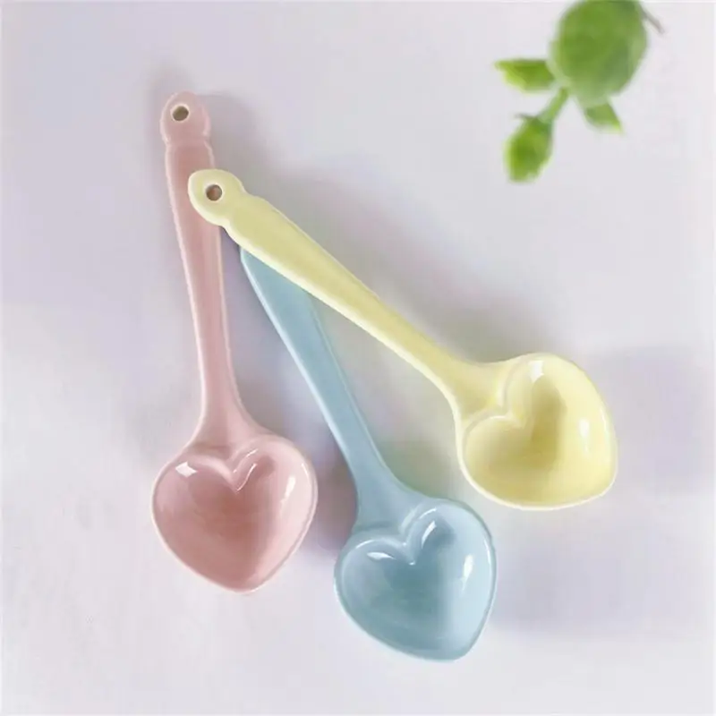 INS Macaron Love Spoon Kitchen Tableware Cute Ceramics Stir Pink Dessert Spoon Girl Heart Romantic Coffee Spoon Pink Love Spoon