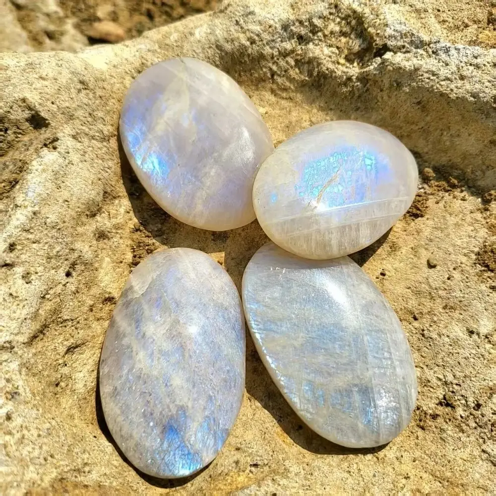 

Natural Blue Flash Moonstone Palm Stone Calming Meditation Crystal Massage Palm Stone Healing Reiki Home Decor