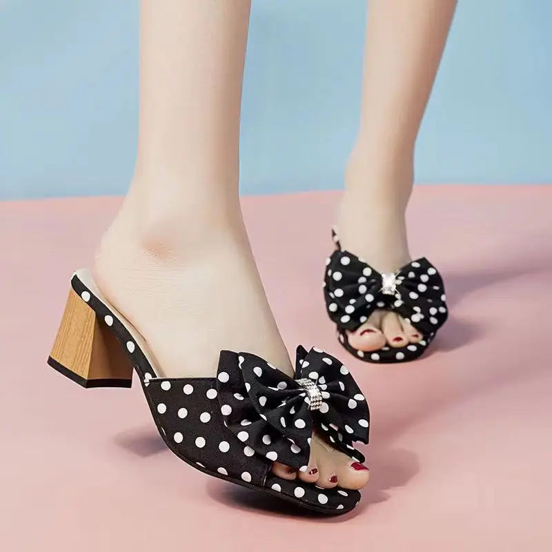 2024 New Women\'s 2024 Summer One Word Bow High Heels Casual Sandals Soft Sole Non Slip Polka Dot Outdoor Slippers Sandals