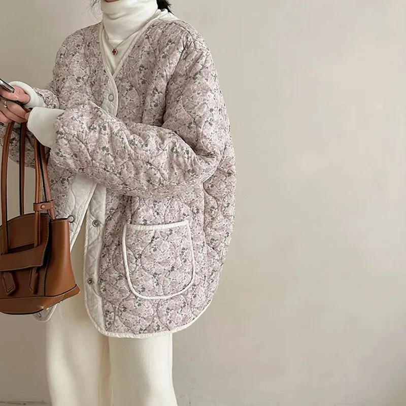 Jaqueta de pão espesso feminina, jaqueta floral, inverno parece Harajuku, vento porto, jaqueta confortável e quente, novo design, 2024