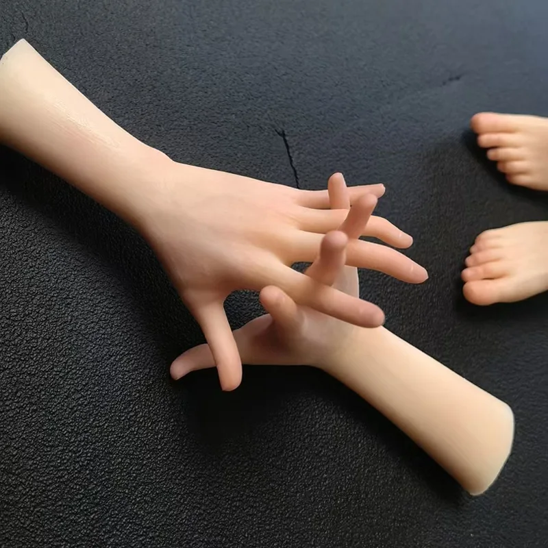 1 Pair Mini Cute Silicone Hand Model Nail Art Tool XIAOSHOU For Nail Practice Ring Bracelet Jewelry Display Shooting Prop