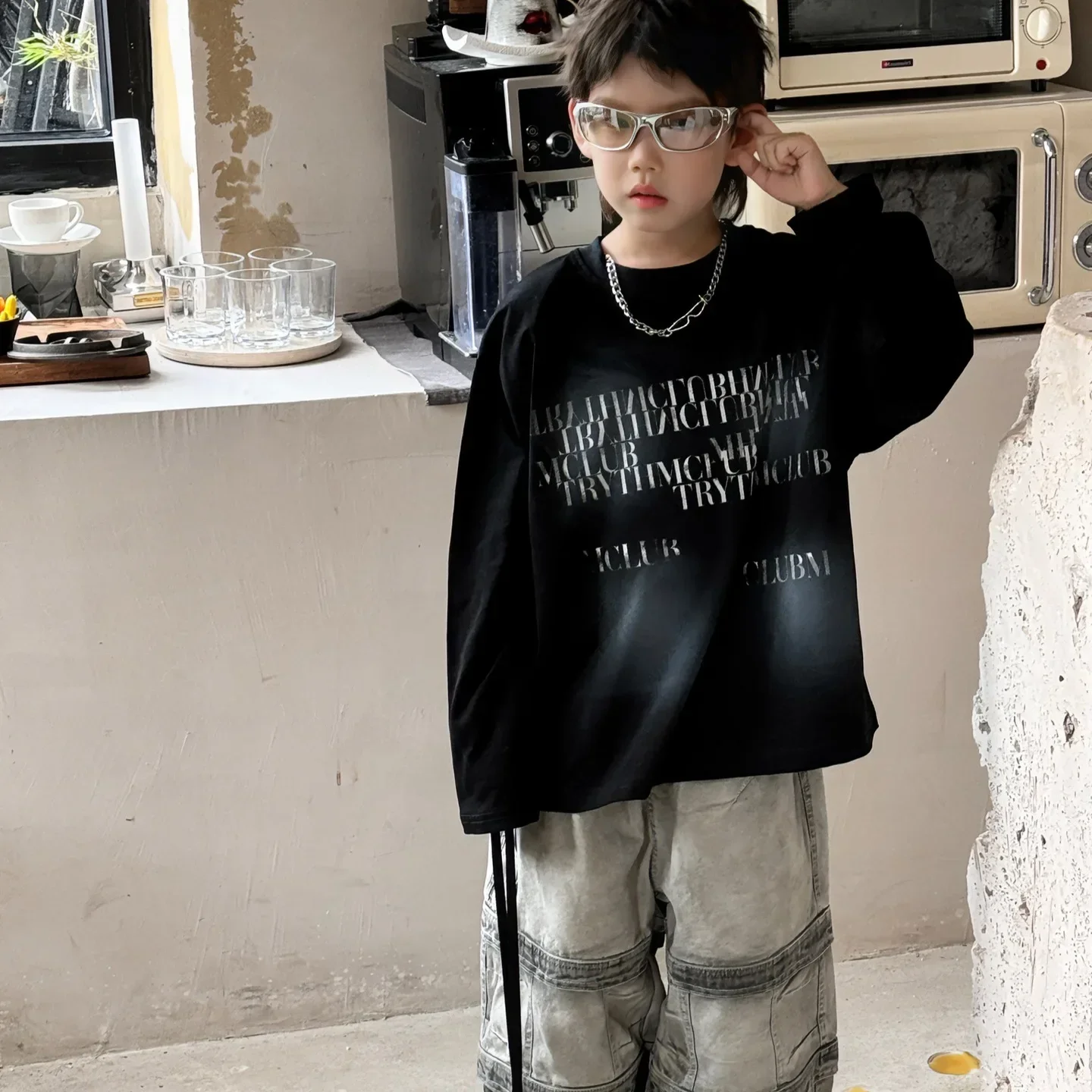 T-shirt confortável e solta infantil, roupa casual, top de combinação, estampa alfabética, estilo coreano, moda masculina, novo, Outono, 2022