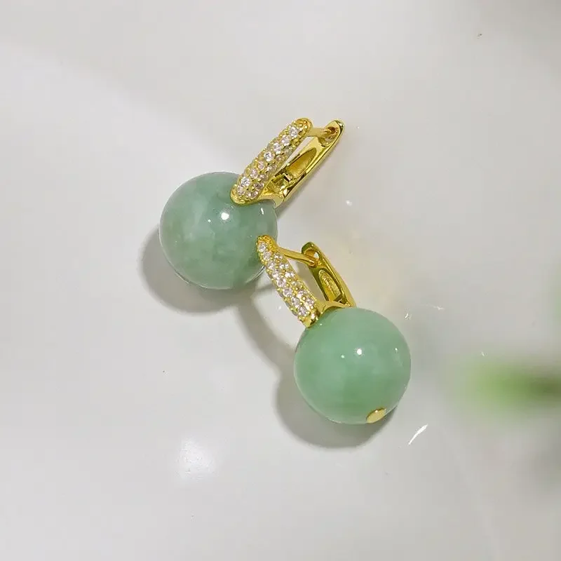 

Fresh light green bead ear clasps for women Simple and fashion Natural Hotan Jade round earrings for women banquet jewelry