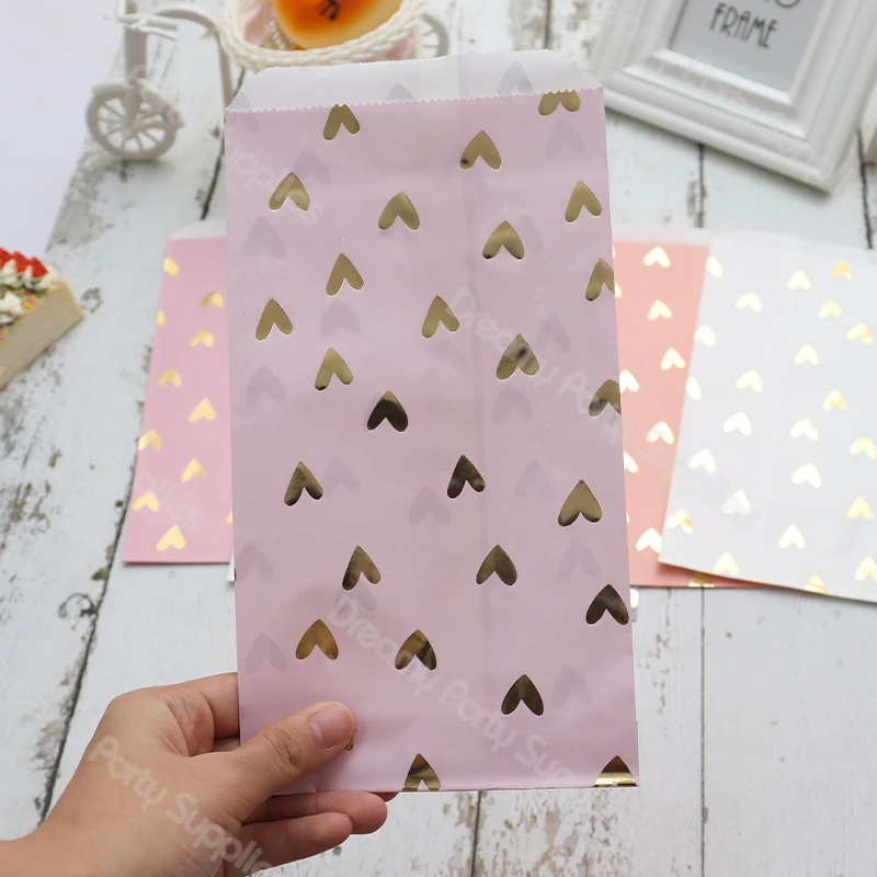 12pcs Thicken Gift Paper Bag Dot Stickers Toffee Sweets Cookies Heart Kraft Paper Bag Christmas Party Craft Bags Pouch Birthday