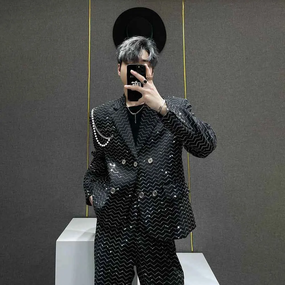 

Мужской блестящий повседневный костюм с бриллиантами, куртка, брюки, осенняя уличная одежда, модные нишевые комплекты для ночного клуба, сценические комплекты, мужские 2025