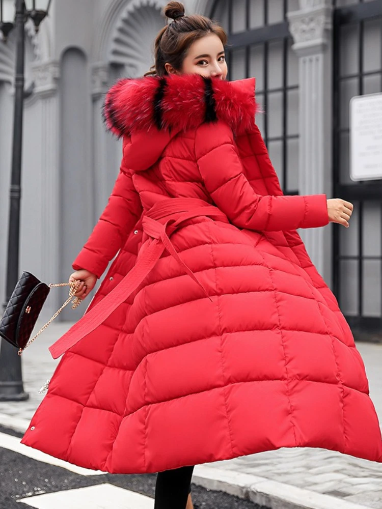 الإناث الشتاء فوق الركبة فضفاضة كبيرة الفراء طوق مقنعين الدافئة سميكة سترات طويلة أسفل القطن حجم كبير سترات معطف المرأة معطف مبطّن #4