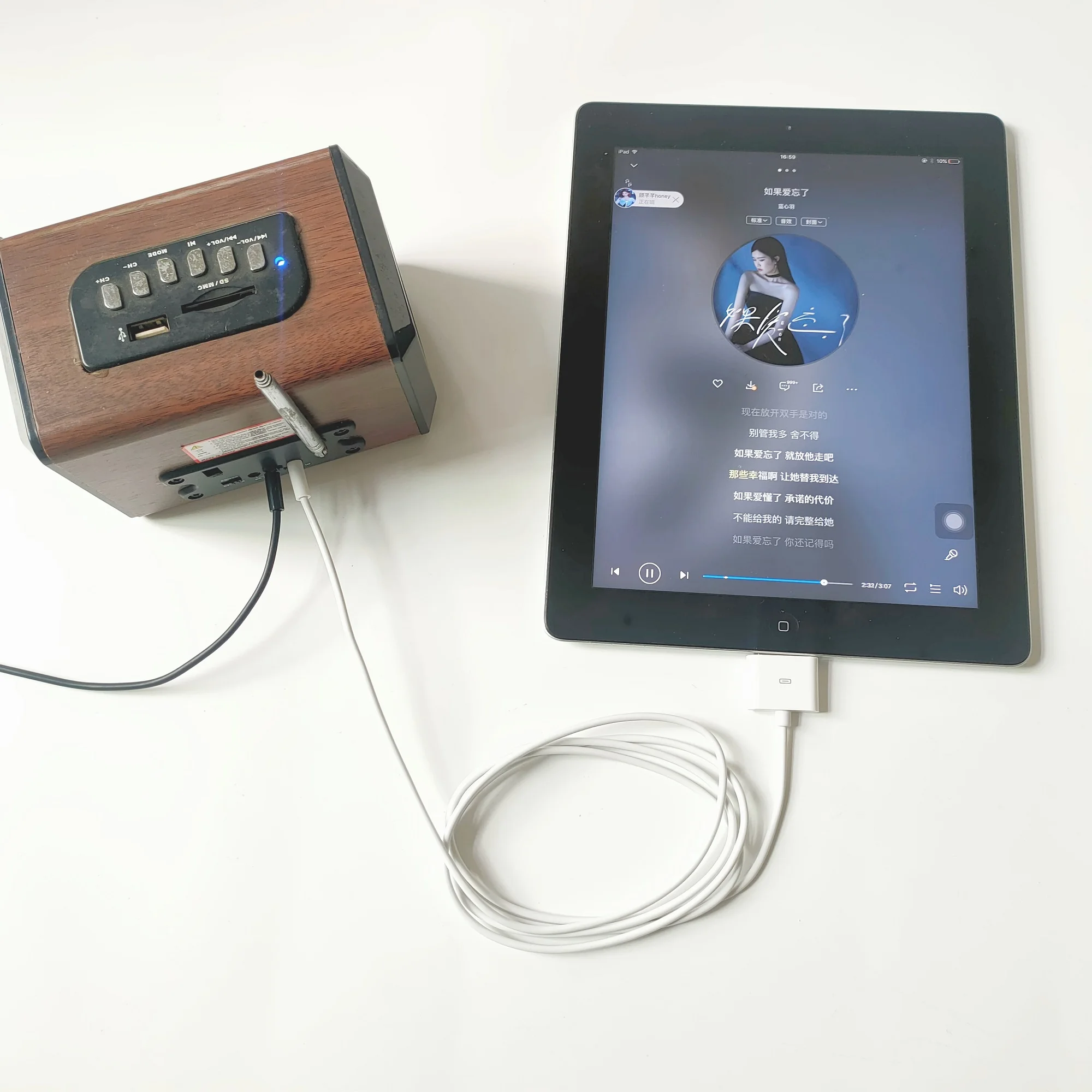 Ipod dockコネクタ3.5ミリメートルステレオ入力アダプタプラグ1.5