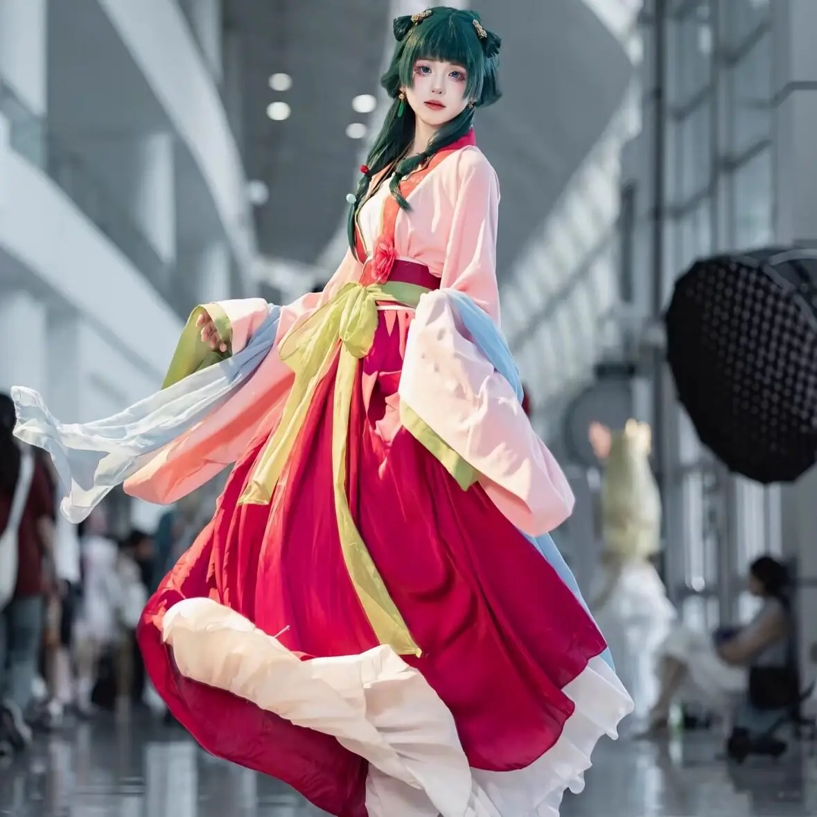 

Maomao Cosplay Costume Wig Anime The Apothecary Diaries Mao Mao Plus Size Pink Dress Halloween Party for Women