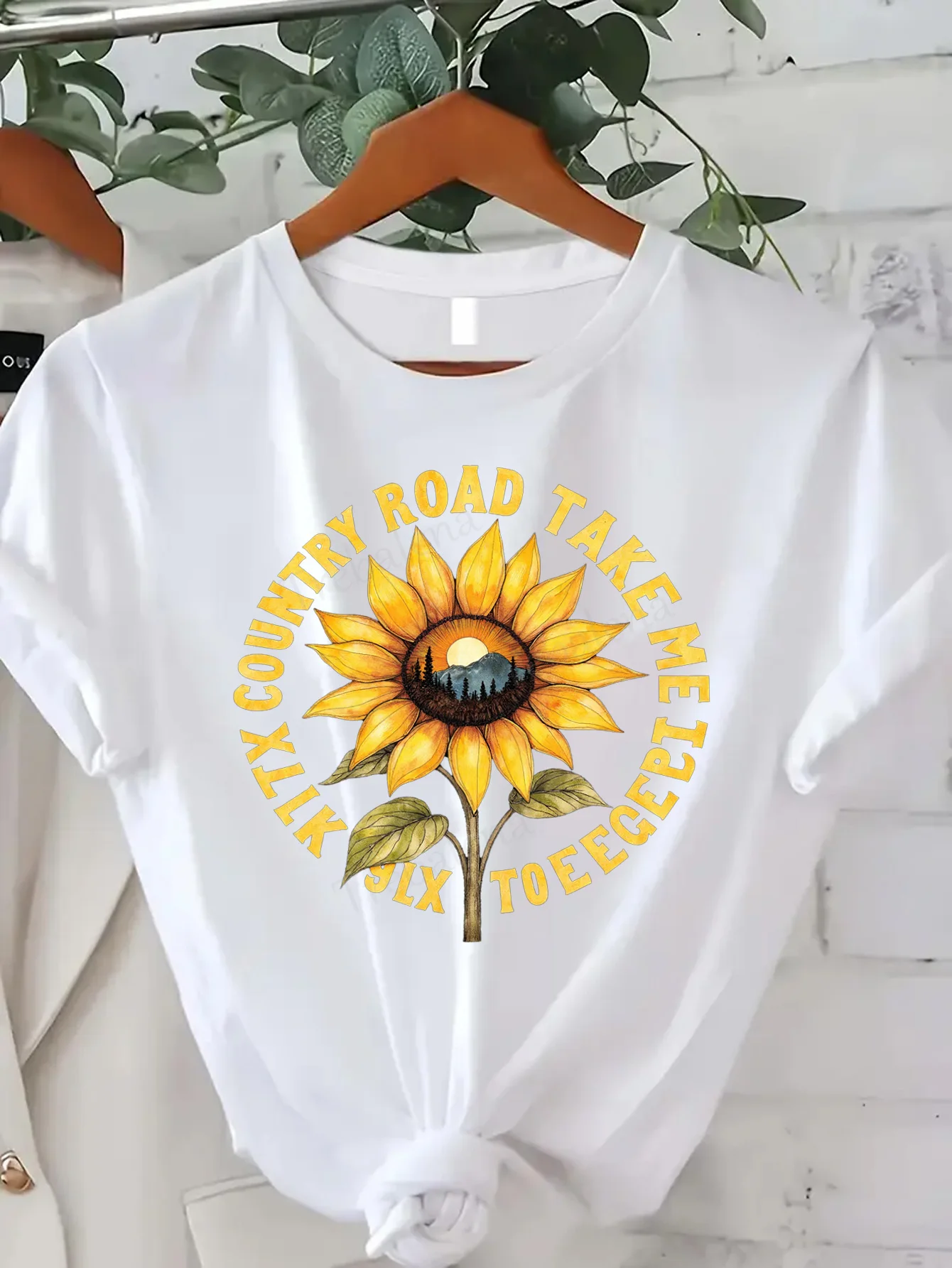 

Comfortable Women's Print T-shirt Sunflower Country Road T-Shirt, Nature Inspired Summer Casual Tee