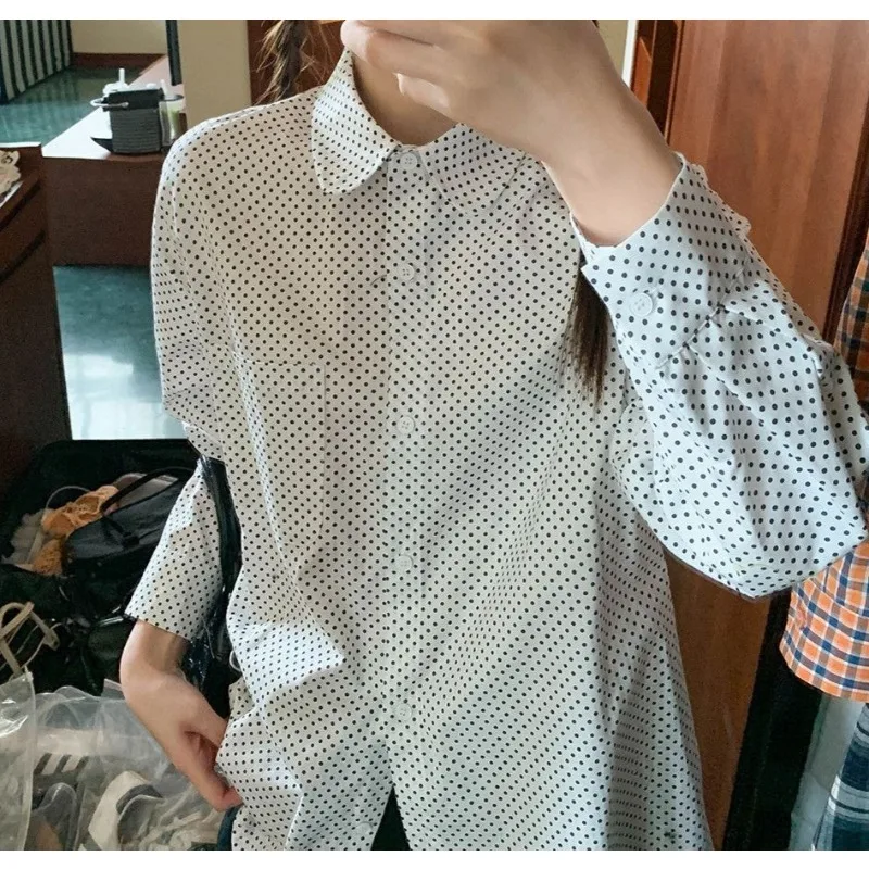 

Vintage Lapel Long-sleeved Shirt Commuter Loose New Autumn Versatile Women's Fashion Polka Dot Shirt Top