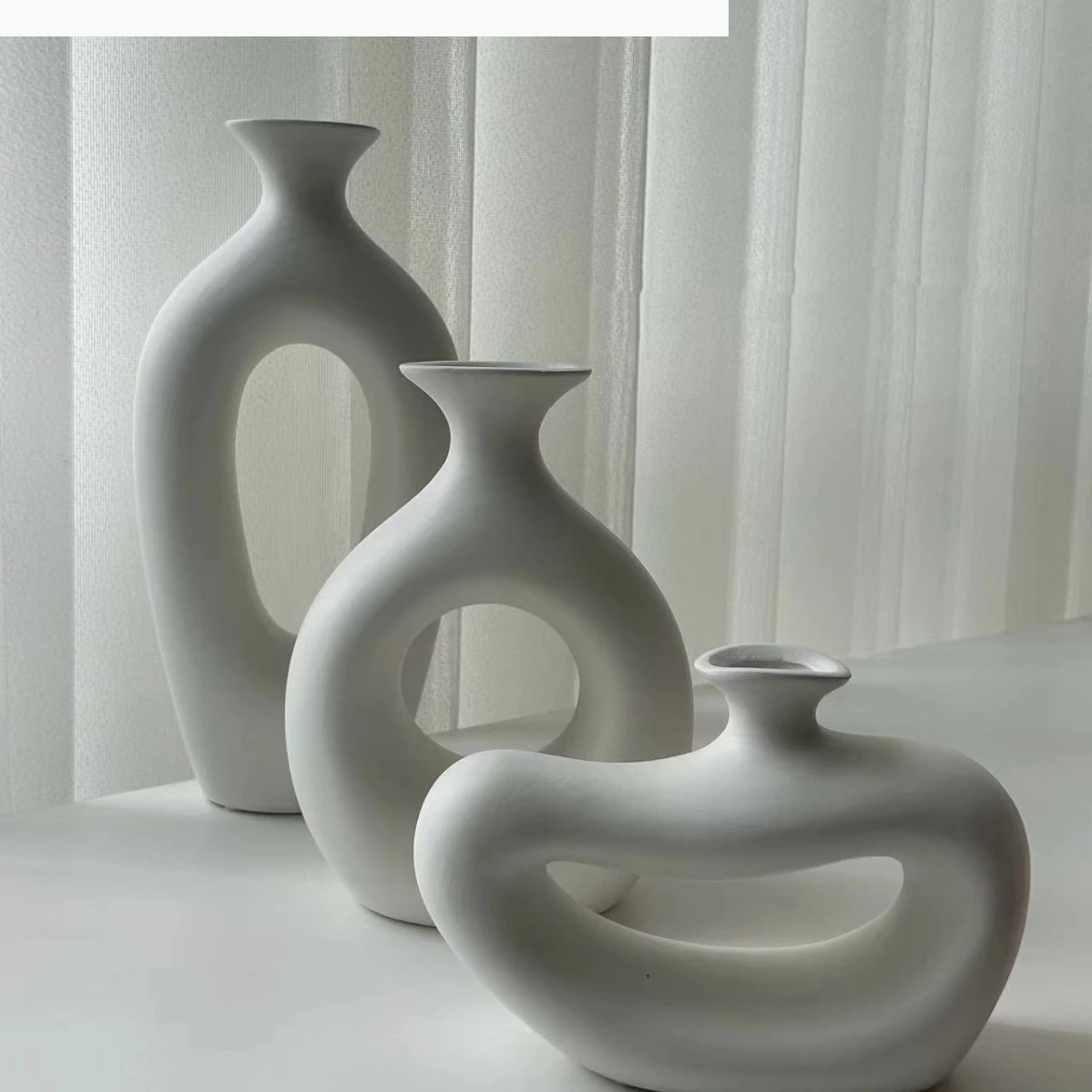 Ceramic Vase Hollow Pipe Irregular Hand-made Vase White Rough Pottery and Porcelain Crafts Floral Arrangement Accessories