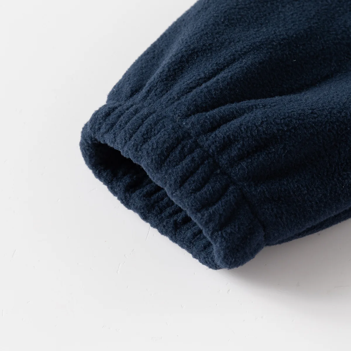 ملابس الشتاء ملابس الأطفال الجديدة للأطفال سترة الصوف القطبية الصبي الطفل اللون مطابقة بلايز عادية عادية بسيطة