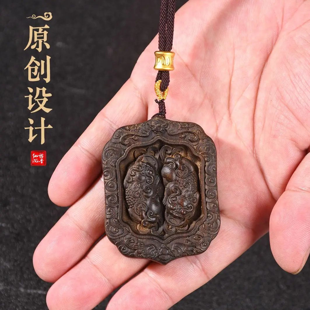 UMQ Tarakan Eaglewood Double-Sided Carved Money Drawing Pi Xiu Three-Dimensional Car Accessories Unisex Necklace