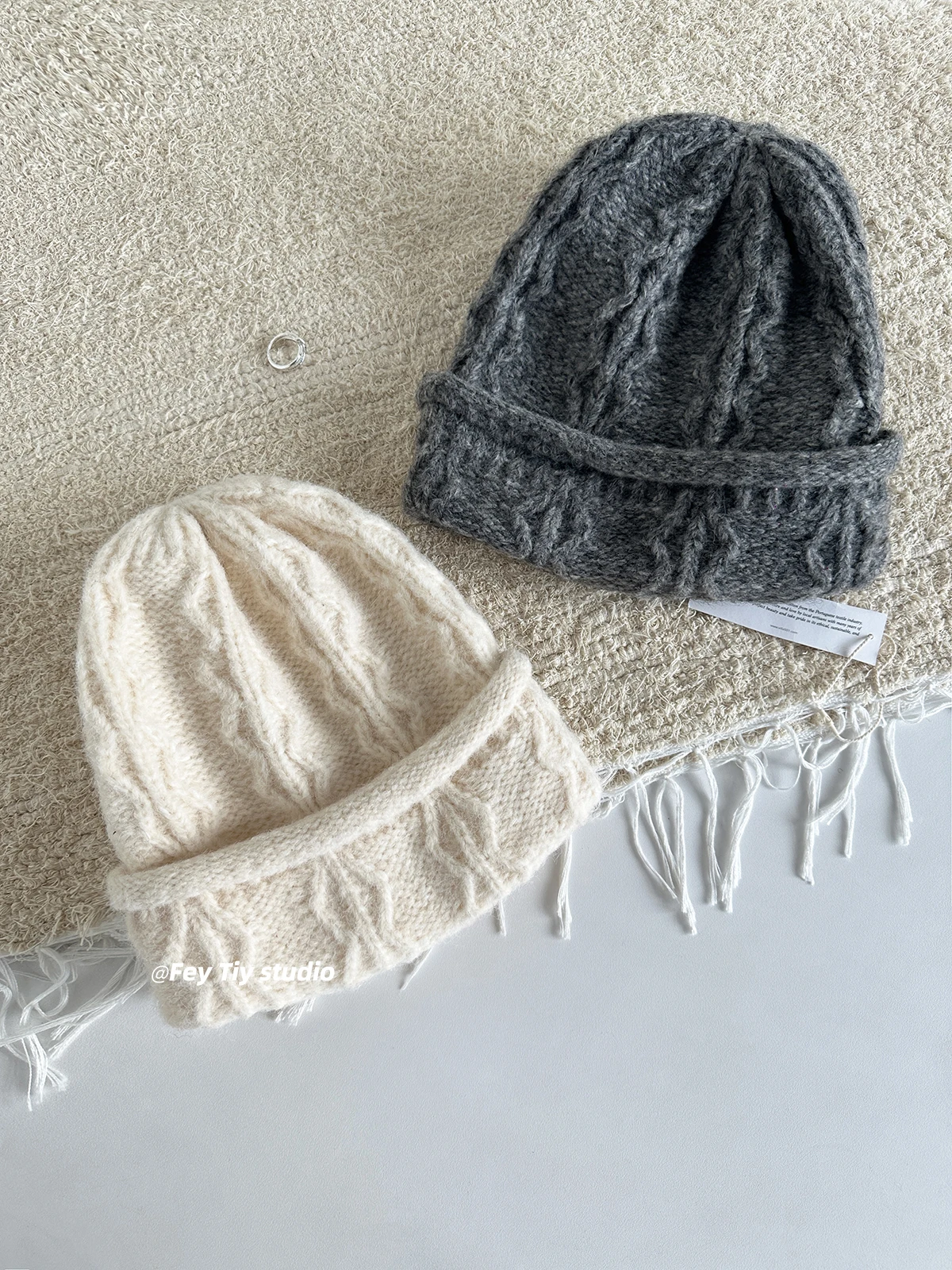 Icelandic Blue Thickened Brim Shows Face Small Cold Beanie Cap Retro Knitted Autumn and Winter Warm Wool Stacking Hat