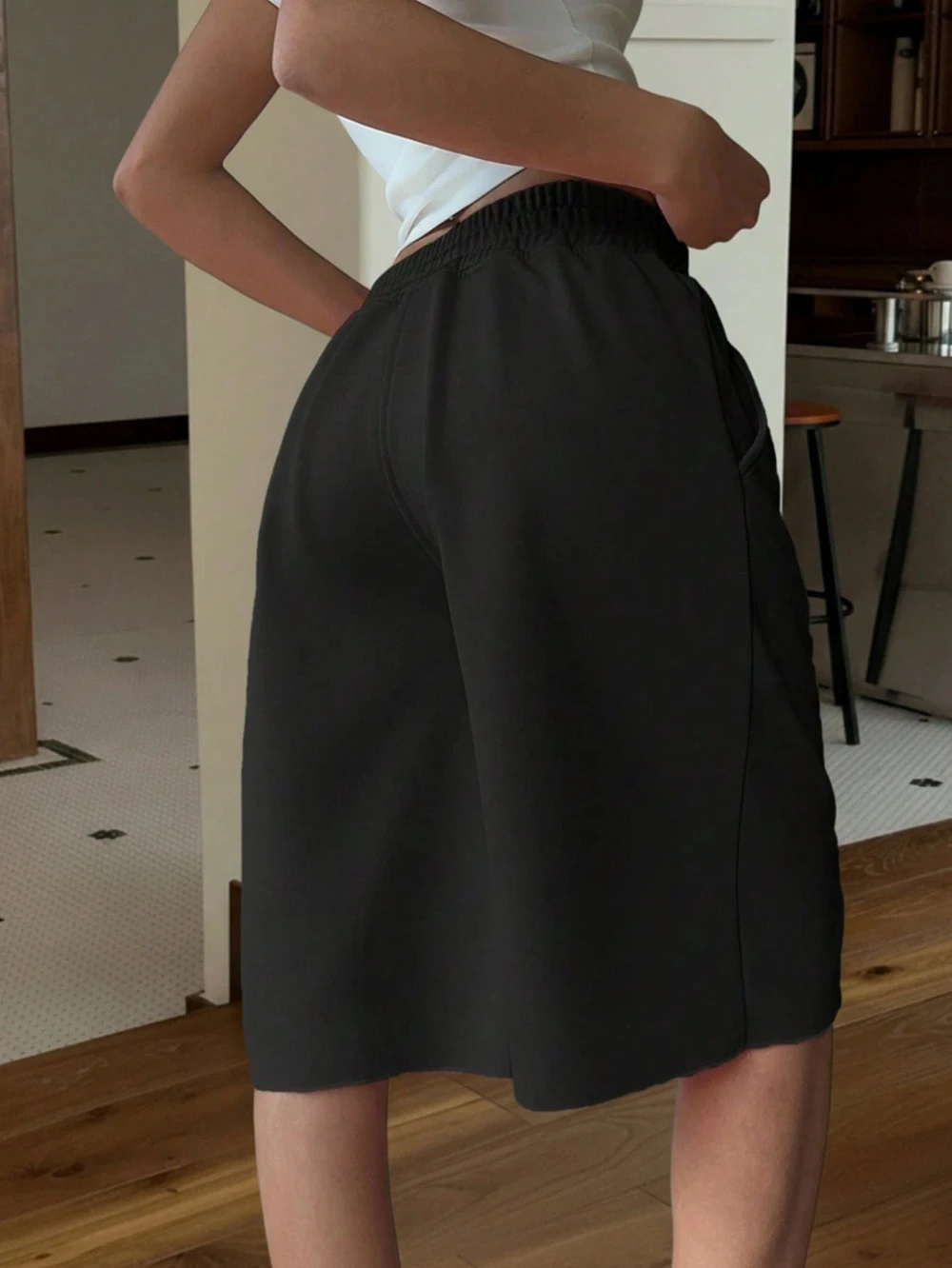 Women's White Knit Wide-Leg Shorts, Sporty Summer Style Fashionable Loose-fitting Outdoor and Indoor Sports Pants