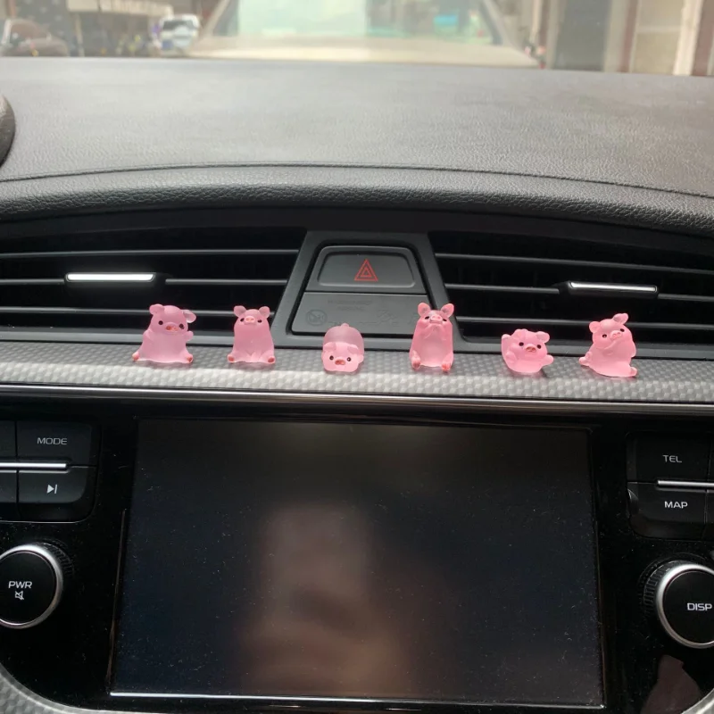 6pcs Mini Resin Cute Pig Cartoon Pigs Ornaments Car Dashboard Toys Dolls Figures Auto Home Decoration Car Ornaments Gifts