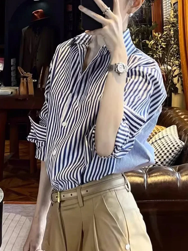 

Синий полосатый топ с длинным рукавом и воротником для женщин, осенний, легкий, с эффектом элегантности, для профессиональной атмосферы