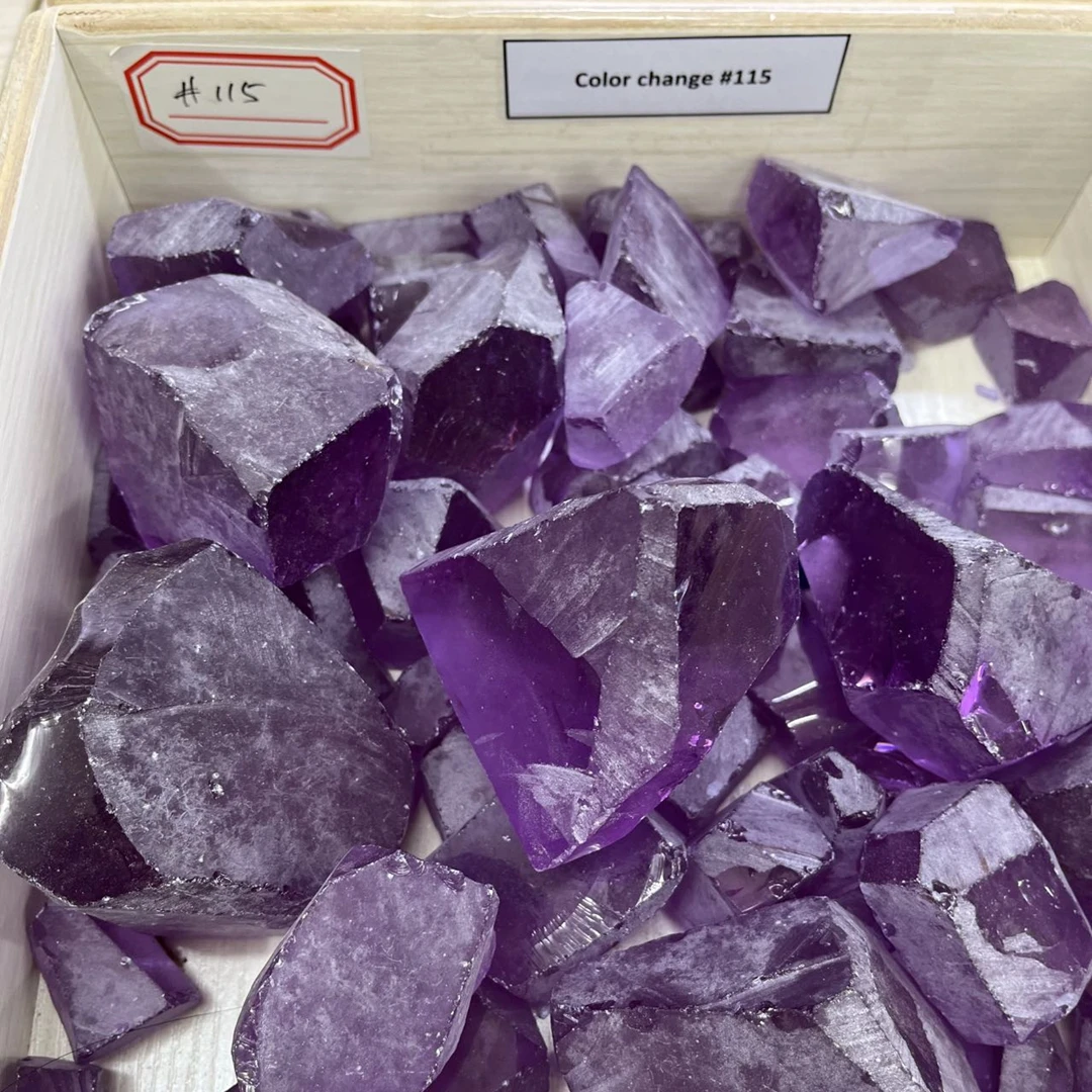 

Wholesale 200 Grams/Lot Nanosital Color Change Rough Material For Gemstone Production