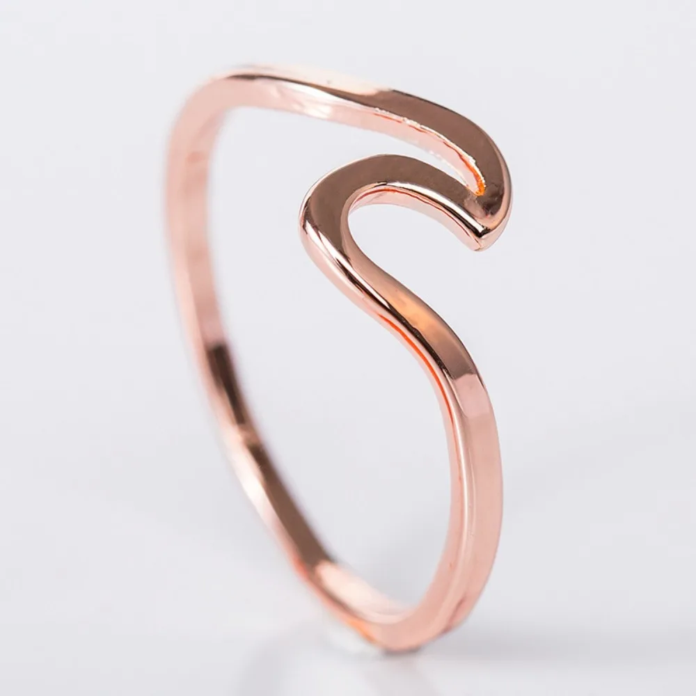 Stainless Steel Elegant Wave Design Women\'s Ring  Accessory Jewelry
