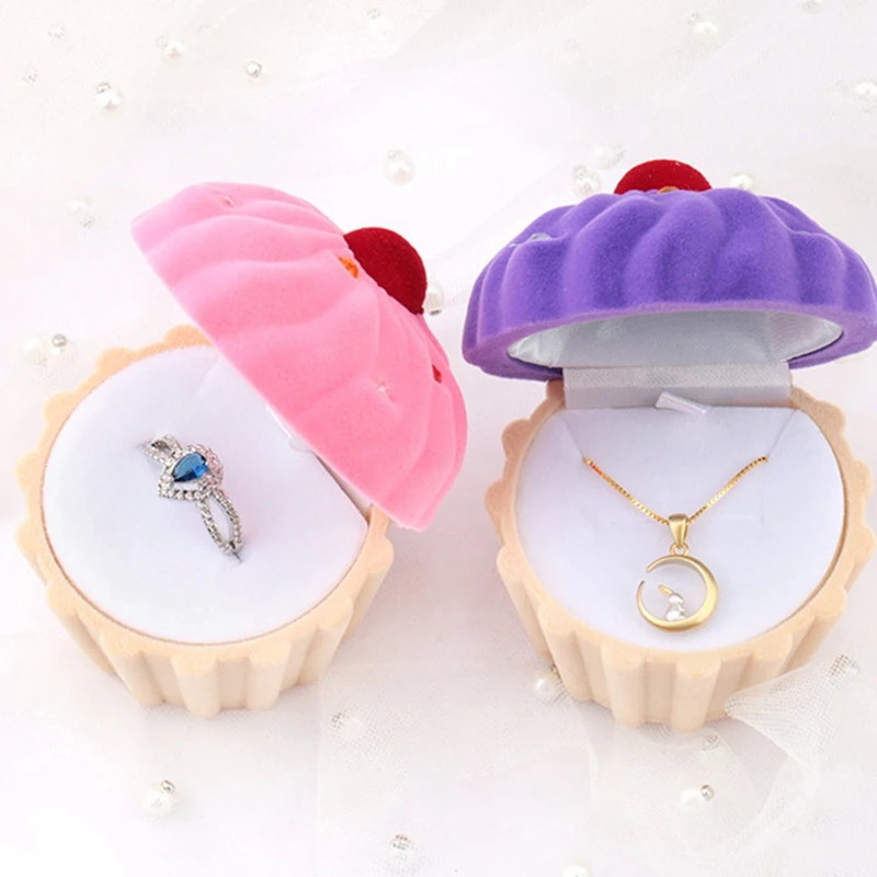 ABQR حامل صندوق هدايا كعكة جميلة صندوق مجوهرات صندوق خاتم زفاف مخملي لعرض الأقراط والقلادة والتغليف، وردي