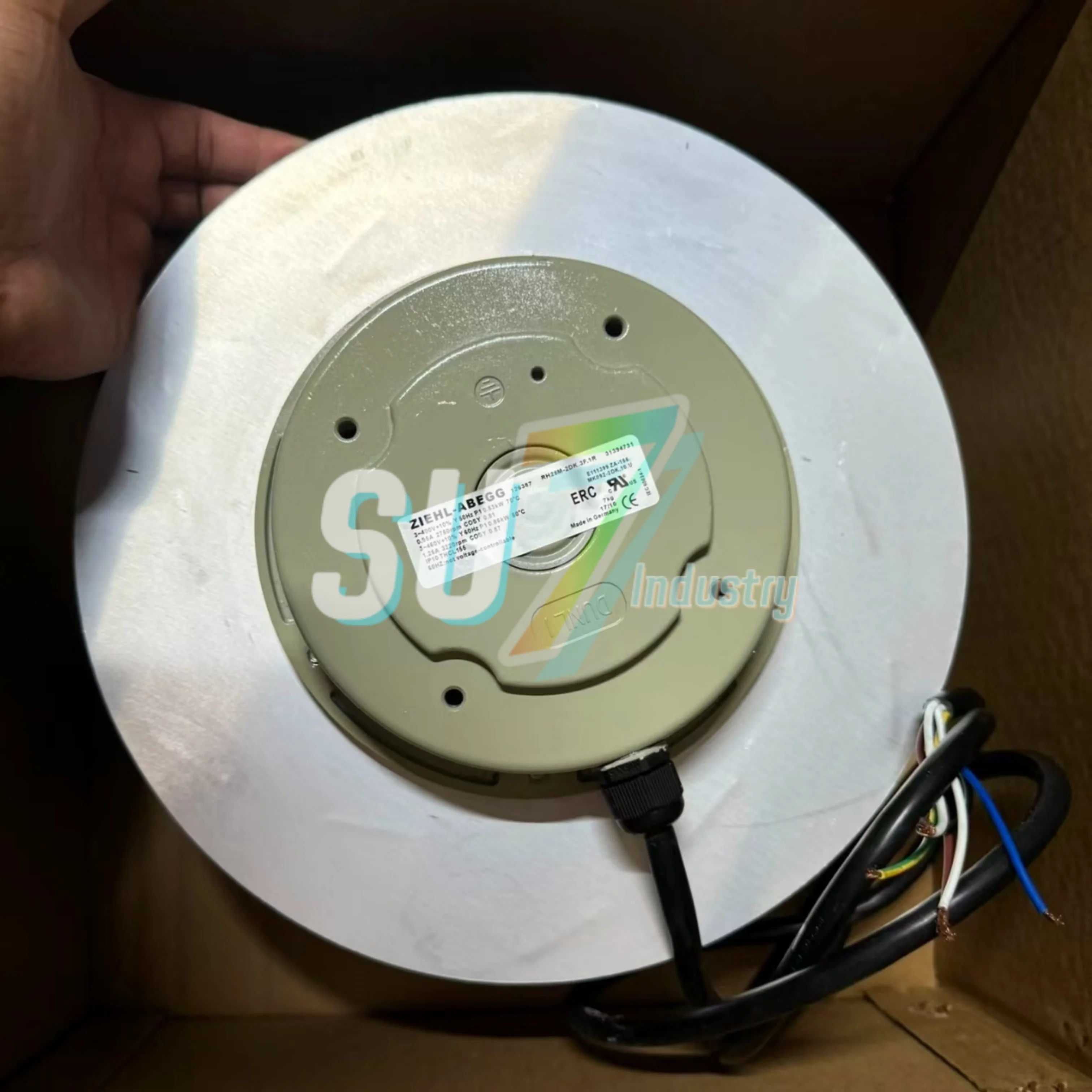 RH28M-2EK.3F.1R    Centrifugal Fan    New In warehouse