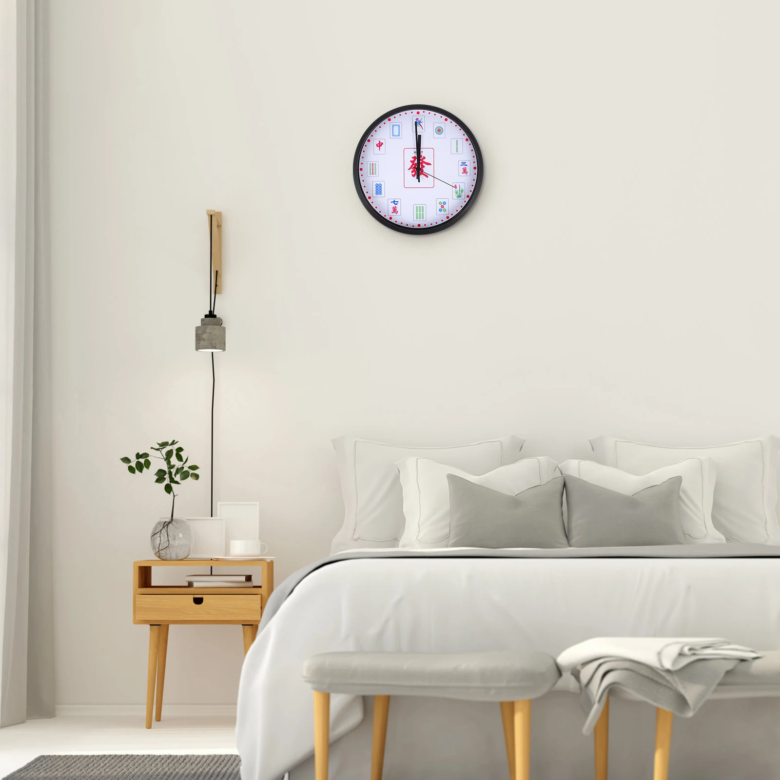 

Creative Mahjong Hanging Wall Clock Round Decorative Non-Ticking Quartz Clock For Home Office Garden Operated