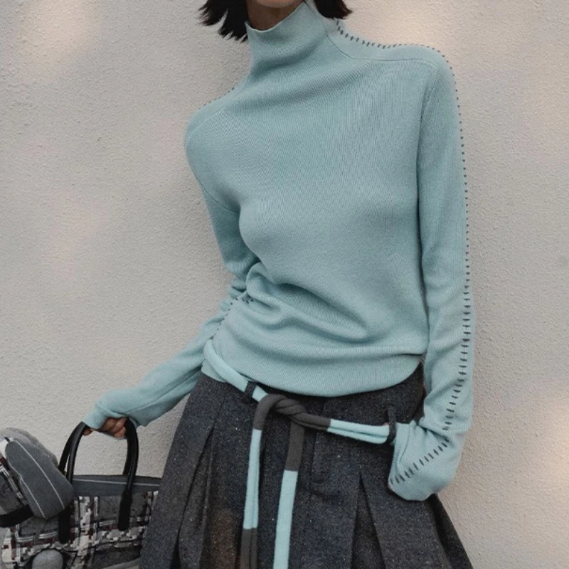 

Sense of Design, Hand-stitched Turtleneck Wool Sweater, Women's Winter Contrasting Color Base, Knitted Sweater Inside