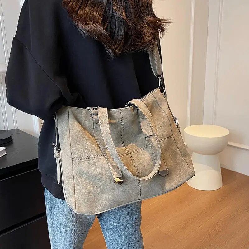 Large Capacity Bag  New Commuter Handbag Women Casual States Personality Single Shoulder Oblique Span Dual-purpose Tote Bag