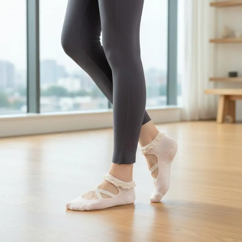 1Pairs Cute Lacework Pilates Socks Princess Women Yoga Socks Professional Backless Breathable Anti-Slip Ballet Sport Socks