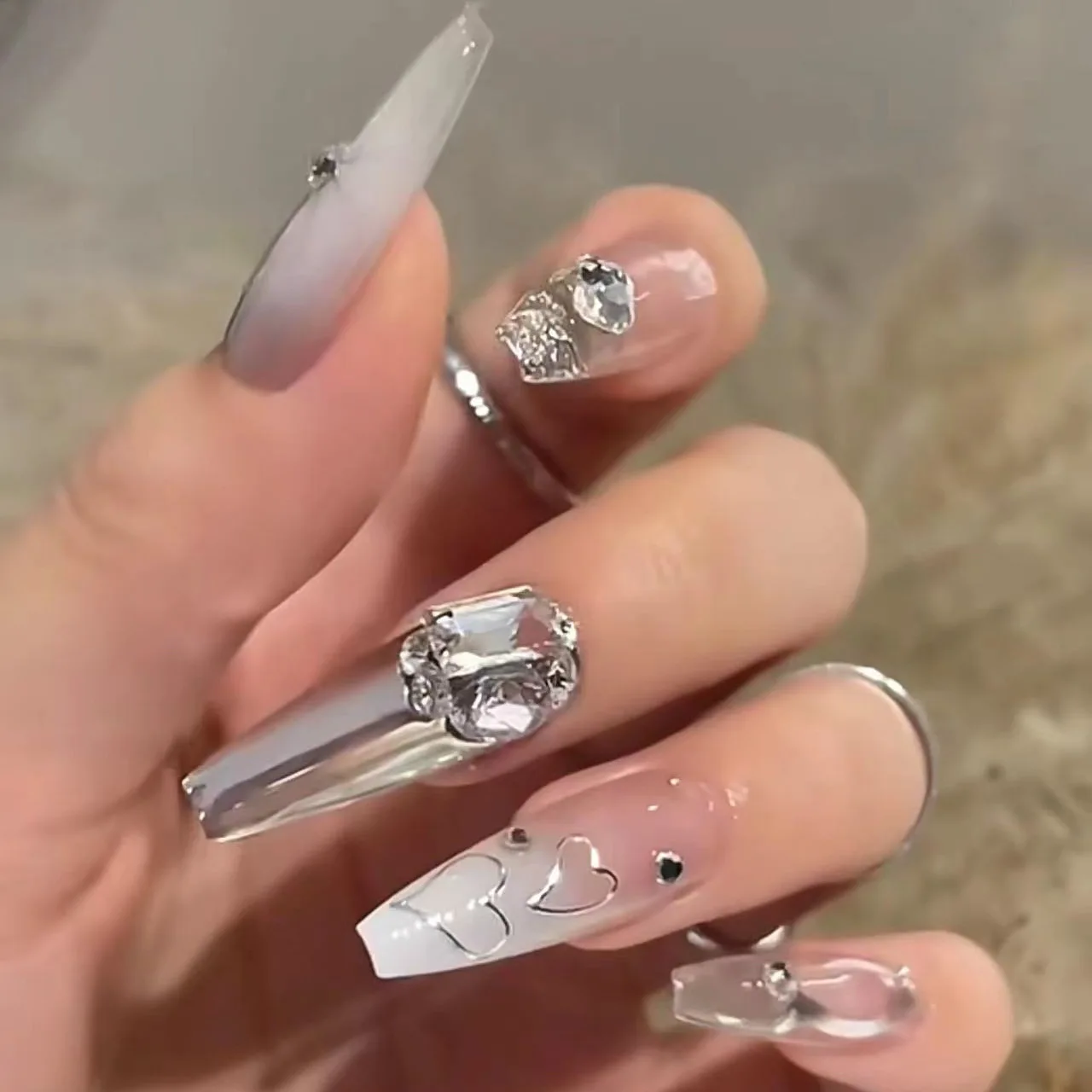 10Pcs Silvery Handmade Fake Nails with Heart-shaped Rhinestone Long Ballet Press on False Nails Wearable Full Cover Nail Tips