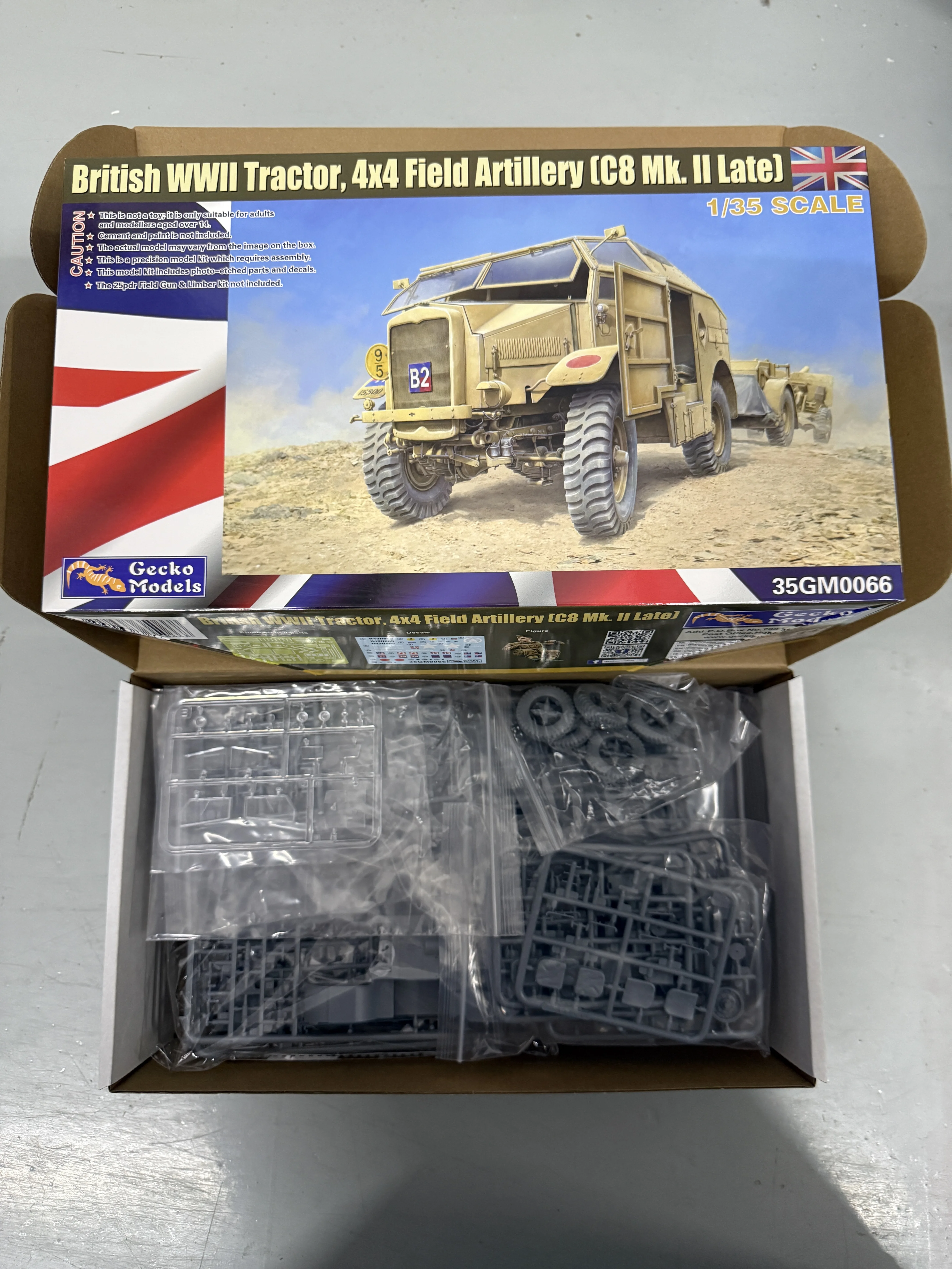 

Модель Gecko 1/35 35GM0066, британский трактор времен Второй мировой войны, полевая артиллерия 4x4 (C8 Mk.II Late), наборы для сборки моделей, игрушки на день рождения.