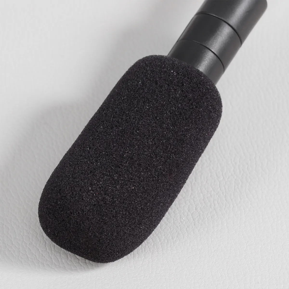 

Natural Sound Usb Condenser Microphone For Studio Vocals And Speech With Noise Minimization Black