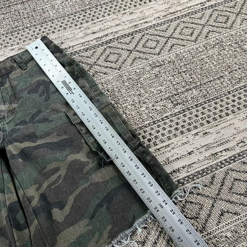 Y2K Fashion New Oversized Pocket Tooling Camouflage Loose Denim Shorts Unisex Gothic Punk Hip Hop Fashion Casual Joker Couple view 4